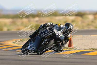 media/Oct-30-2022-CVMA (Sun) [[fb421c3cec]]/Race 12 Supersport Open/